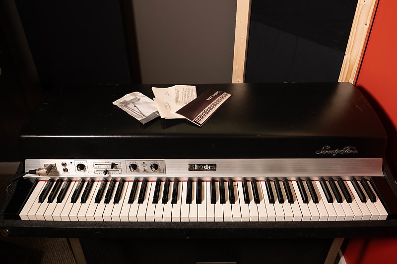Rhodes suitcase Piano 73鍵 1977年製 ローズ ピアノ Rhodes piano