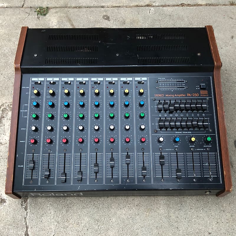 Roland PA-250 | Reverb