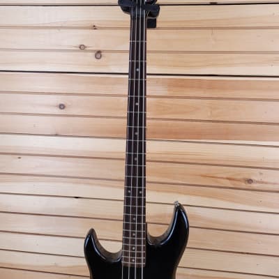 Peavey Foundation Left-Handed Bass with Hardshell Case - Black image 5