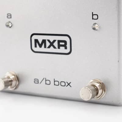 Keeley True Bypass Switcher & MXR A/B Box Guitar Effect