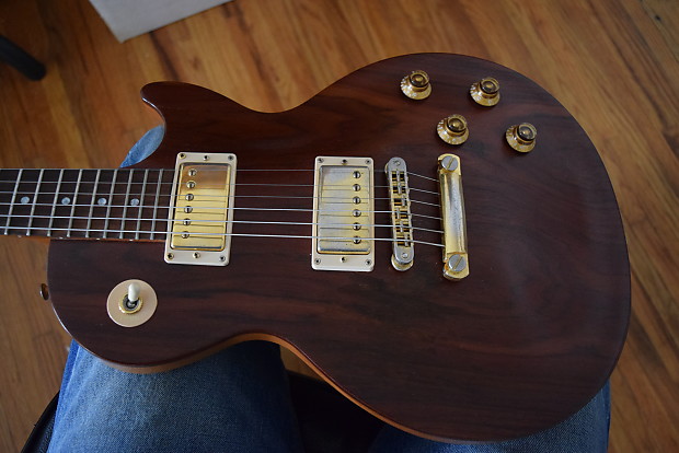 Gibson Les Paul Smartwood studio, Hard shell case, Beautiful Gibson Les Paul Smartwood studio, Hard shell case, Beautiful