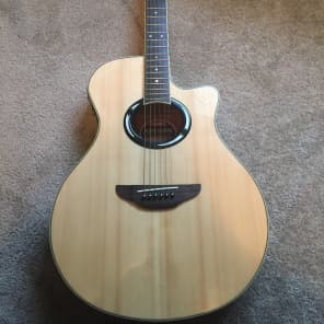 Yamaha APX500II Thinline Acoustic/Electric Guitar Natural