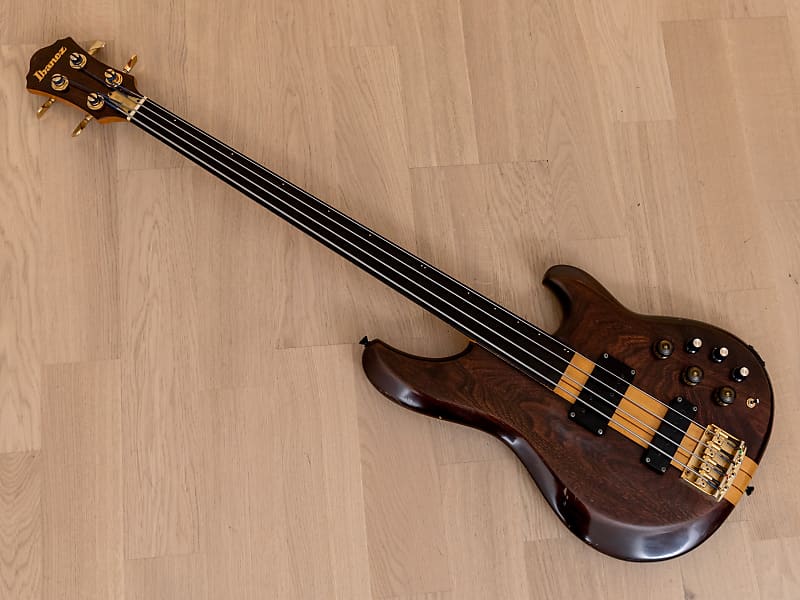 1983 Ibanez Musician MC940 Fretless Vintage Neck Thru Bass