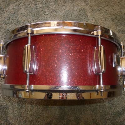 Zim-Gar 14x5.5" vintage snare drum 1960s - sparkle red with video image 3