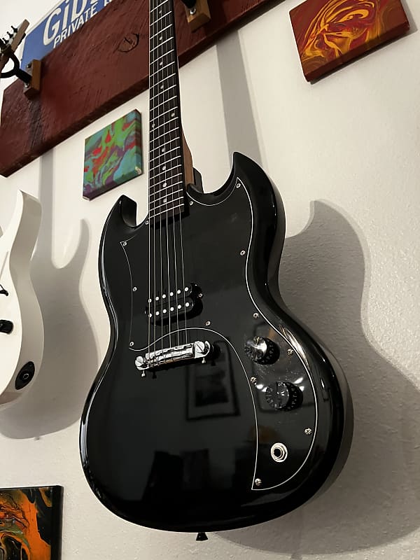 人気100%新品Maestro by Gibson SG BLACK ギター