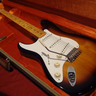 Fender American Vintage '57 Reissue Left Handed Stratocaster 2012 Sunburst image 16