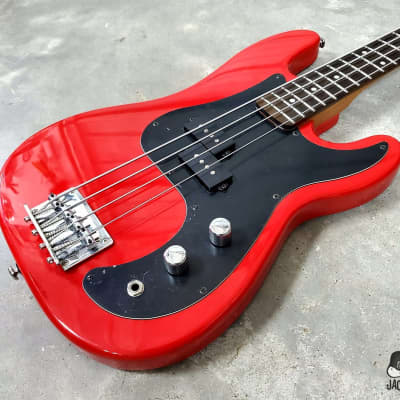 Hondo Deluxe MIJ Short Scale P-Bass Clone (Late 1970s, Hot Rod Red) imagen 1