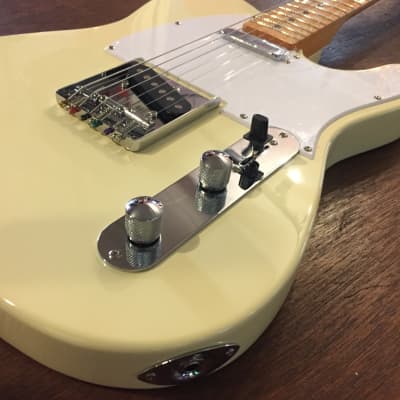 SX Vintage White Telecaster Electric Guitar with FREE Padded SX Vintage White Telecaster Electric Guitar with FREE Padded