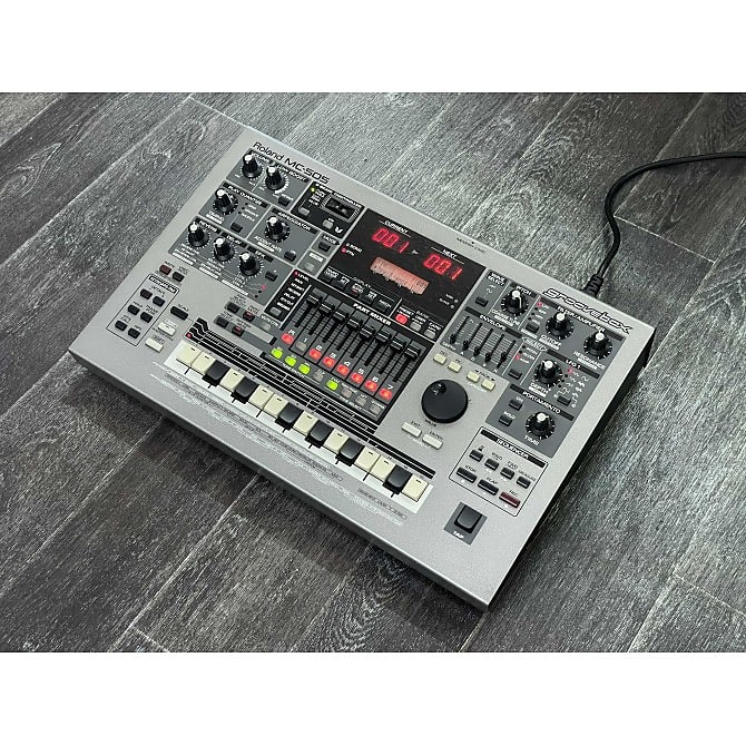 Roland GrooveBox MC-505