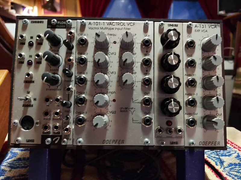 Compact Custom Eurorack Synthesizer | Reverb