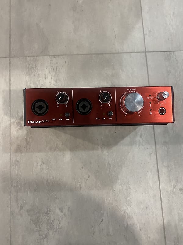 Focusrite Clarett 2Pre Thunderbolt Audio Interface | Reverb Canada