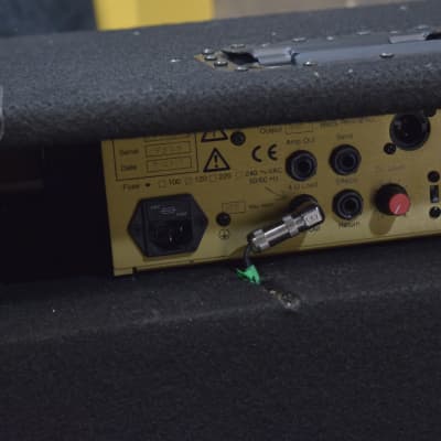EDEN CXC-400 ハイブリッドベースギターアンプ EDEN CXC-400 ハイブリッドベースギターアンプ - メルカリ