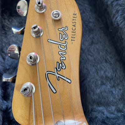 Fender Telecaster 2011 Special Edition Three Tone Sunburst image 5