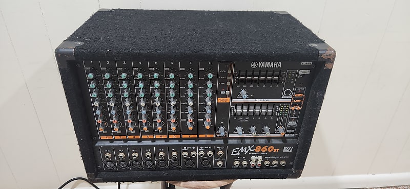 Yamaha EMX860st Powered Mixer 8 Channel - 300 Watt PA EMX 860 ST