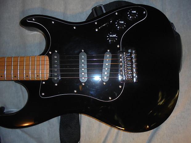 Kirk hammett student series guitar price store