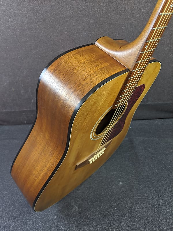 ギター GUILD D4 NT HR 1994 1994 Guild D4-NT True American Dreadnought Acoustic Guitar