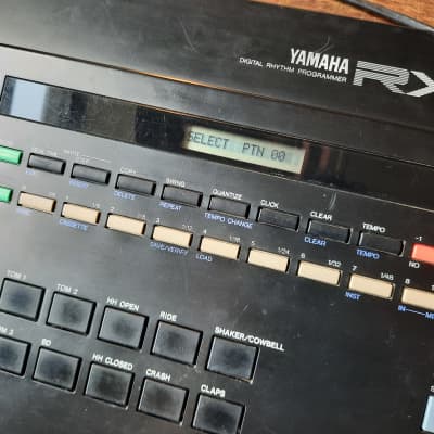 Yamaha RX15 Digital PCM Rhythm Programmer 1980s - Blue buttons