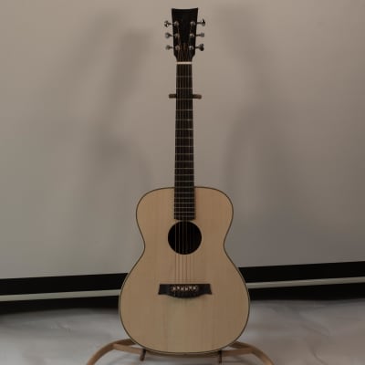 Lefty/ Righty Luthier Portland Guitar OM from Bolivian Rosewood and Adirondack Spruce  with Case image 2