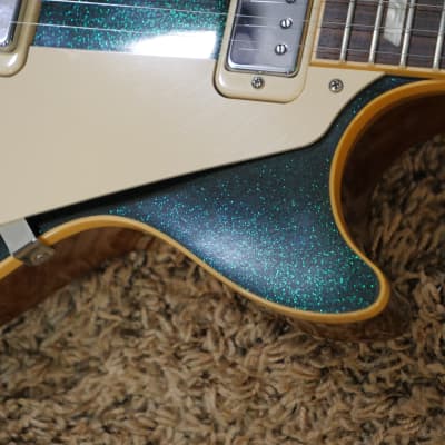 Video! 2018 Gibson Guitar Center 1975 Les Paul Deluxe Tribute Basalt Blue Sparkle image 6