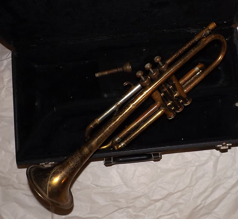 Vintage York Hallmark Trumpet, USA, Brass with case and mouthpiece, Good  playing condition | Reverb