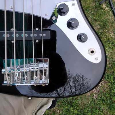 Fender Squier 5 String Jazz Bass 2019 Black image 5
