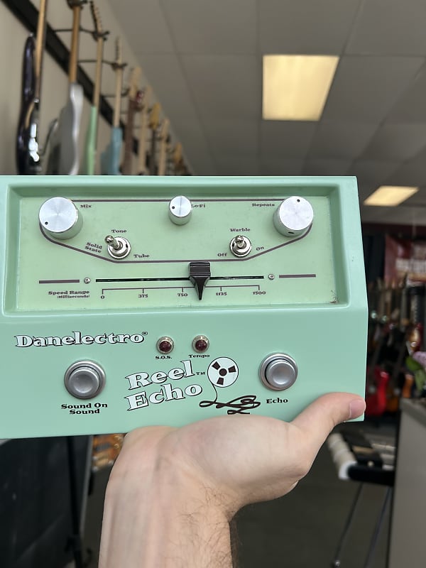 Danelectro DTE-1 Reel Echo Tape Simulator Pedal | Reverb Canada