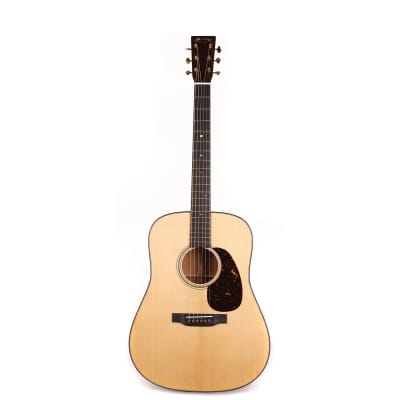 Martin D-18 Modern Deluxe Acoustic Gloss Natural image 2