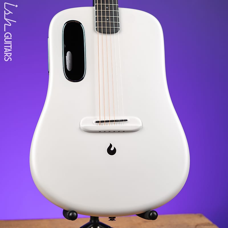 Lava Music LAVA ME 4 Carbon 38
