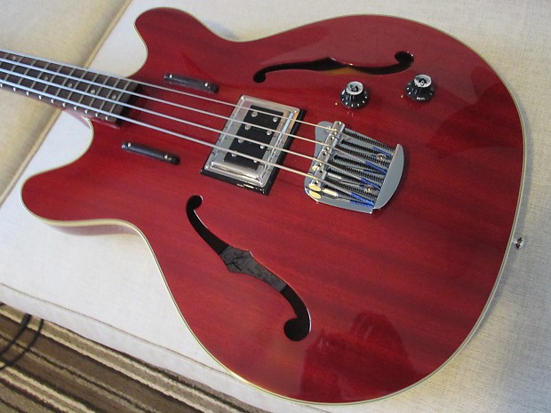 GUILD  Starfire Electric Bass Cherry Red 2014 Cherry Red image 1