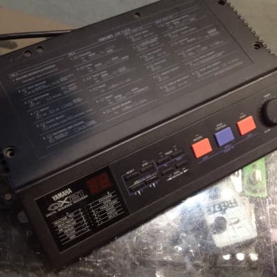 Yamaha  QX21 Midi Sequencer