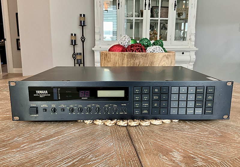 【銘機】 YAMAHA REV7 デジタル リバーブ エフェクター ヤマハ 銘機】 YAMAHA REV7 デジタル リバーブ エフェクター ヤマハ REV7