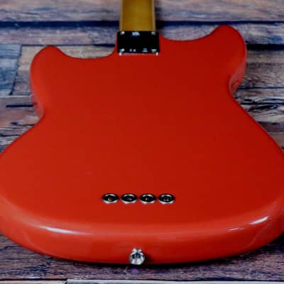 Fender Vintera '60s Mustang Bass w/Fender DLX Gig Bag 2022 Model in Fiesta Red image 7
