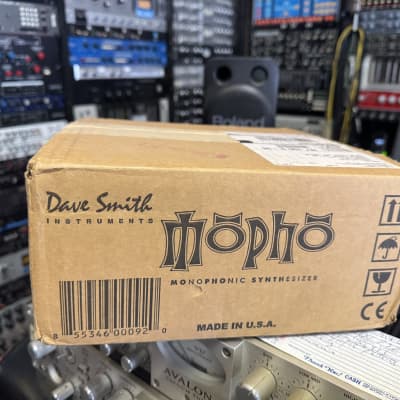 Dave Smith Instruments Mopho Desktop Monophonic Synthesizer 2008 - 2016 - Yellow //ARMENS//