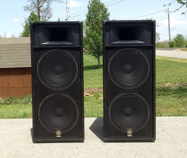 PAIR* of Yamaha S215V 2-Way Loudspeakers (1000 Watts, 2x15