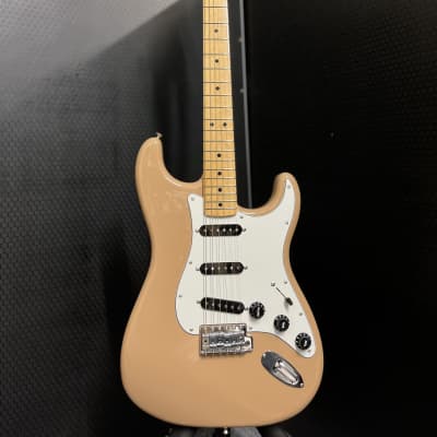 Fender Made In Japan Limited International Color Stratocaster image 2