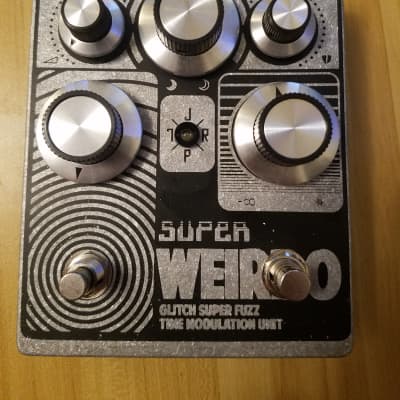 そらとぶはくちJPTR FX Super Weirdo JPTR FX Super Weirdo - Fuzz Modulator Pedal