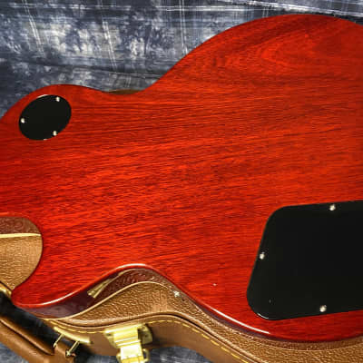 NEW! 2023 Gibson Les Paul 60's Standard - 60's Cherry - Authorized Dealer - 9.2 lbs - G02277 image 9