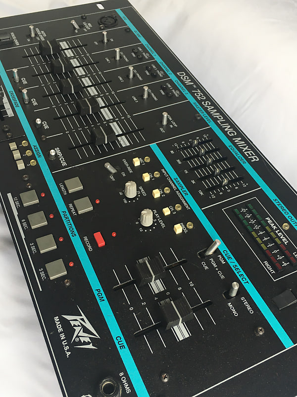 90s-era shops Peavey DSM 752 Sampling DJ Mixer.