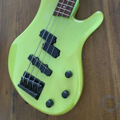 Yamaha Motion B Bass, MB IIIR, RARE Green finish, MIJ, 1986