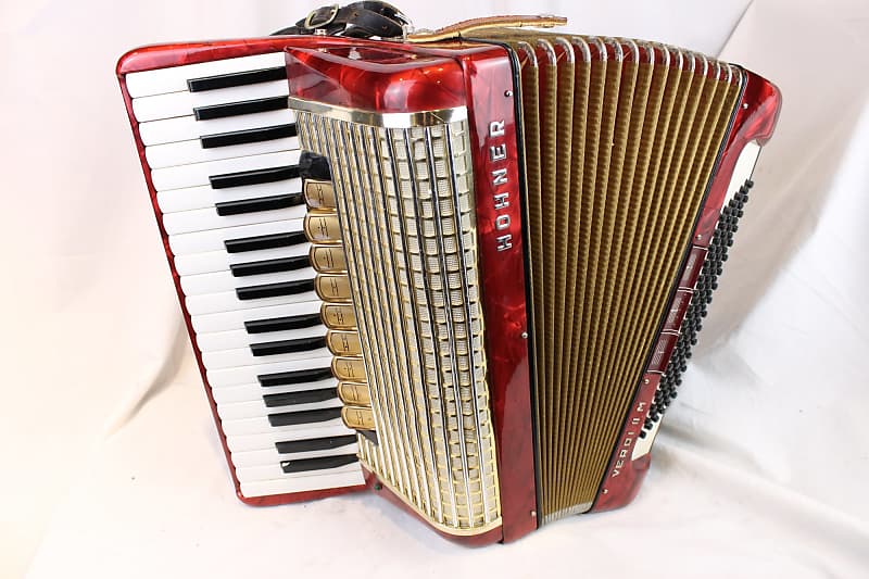 3244 - Red Hohner Verdi II M Piano Accordion LMM 37 96