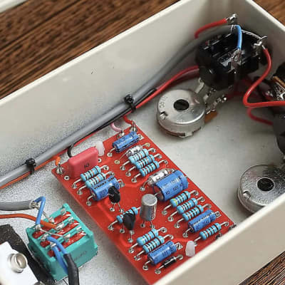 ギター Catsledine Olympic Custom Fuzz Castledine Electronics Olympic Custom Fuzz | Reverb