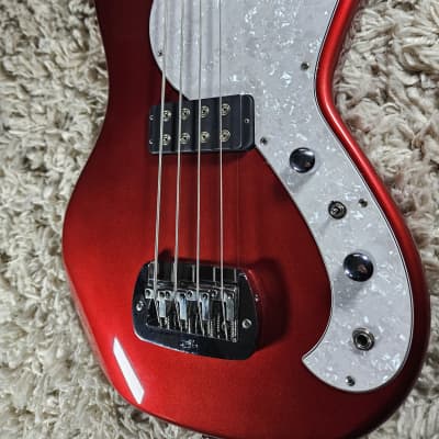 G&L Tribute Series Fallout Bass Candy Apple Red image 5