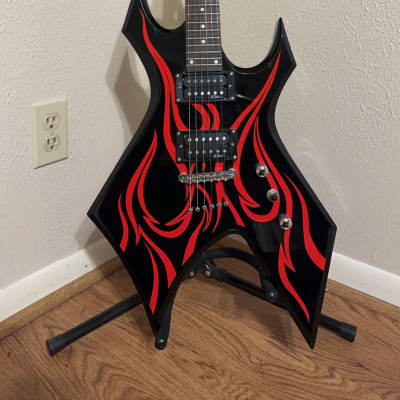 B.C. Rich Trace Warbeast Electric Guitar - Onyx With Silver