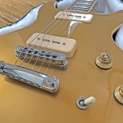 2011 Gibson Les Paul Double Cut P-90 Gold Top, Hard to Find Model! Mint W/ OHSC! image 12