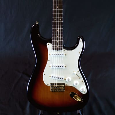 Fender Custom Shop Robert Cray Signature Stratocaster Sunburst image 8