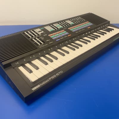 Yamaha PSS-570 Synthesizer image 2