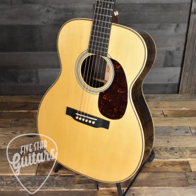 Pre-Owned Martin Custom Shop 000-14 2021 with Hard Shell Case image 9