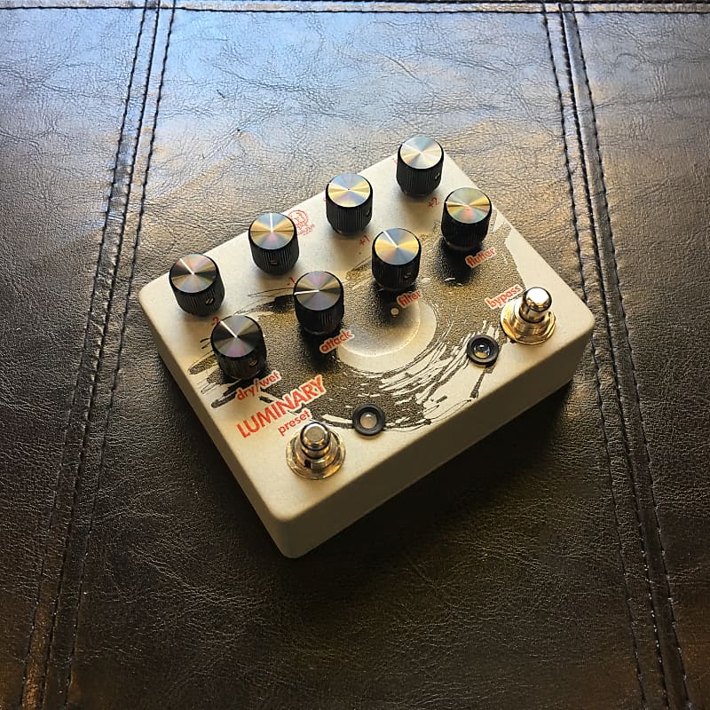 Walrus Audio Luminary Quad Octave Generator Pedal