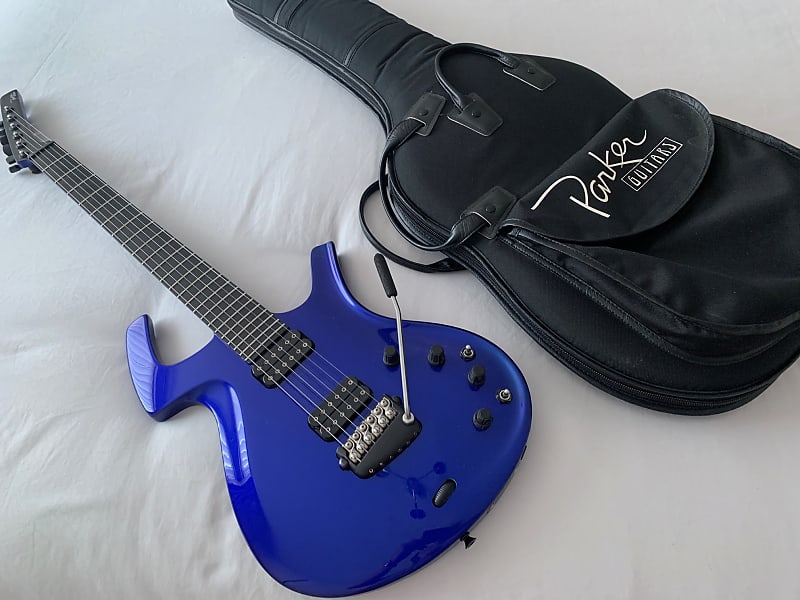 ギター Parker Fly Deluxe Vibrato Guitar Usa Parker Fly Deluxe