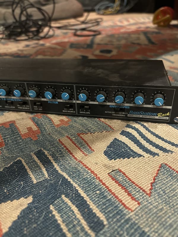 01★novation ノベーションK-STATION PSU-6 棚14.S novation ノベーション K-STATION【PSU-6】アナログ
